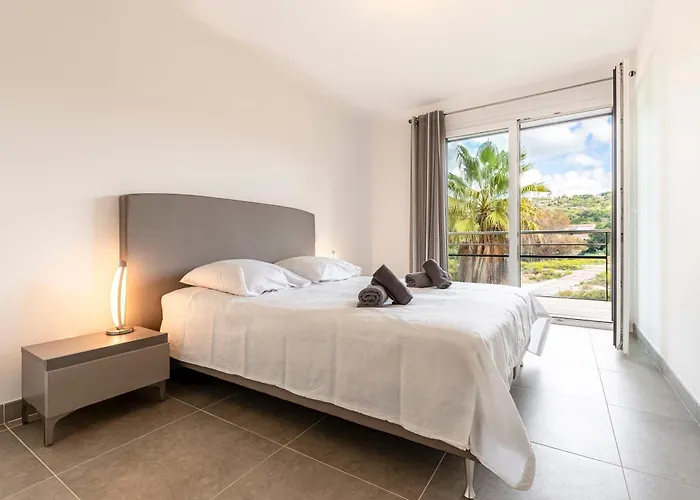 Agosta Bella - Appt En Face De La Dagosta Appartement Albitreccia